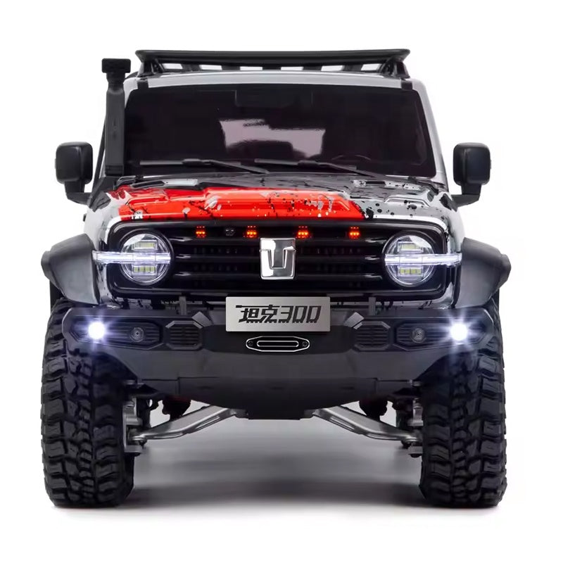 Traction Hobby GWM Tank 300 1:8 Scale RC Crawler Truck W/ Locking Diffs 4WD High Torque Servo Dumbo 10-Channel Remote Control