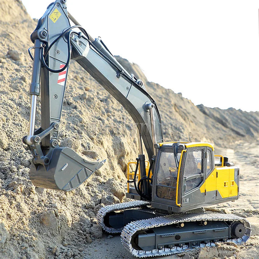 E010 Upgraded 1/14 Full Metal RC Excavator Alloy Construction Vehicle Electric Remote Control Engineering Truck Model Car Toy