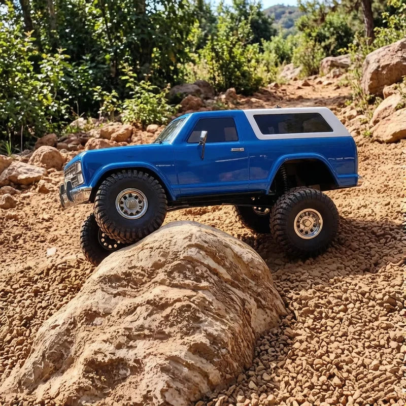 Hot 1/10 CROSSRC AT4 PRO 4WD RC EMO Professional Crawler Car Remote Control Off-road Two-Speed Climbing Vehicle Toy Model Gifts