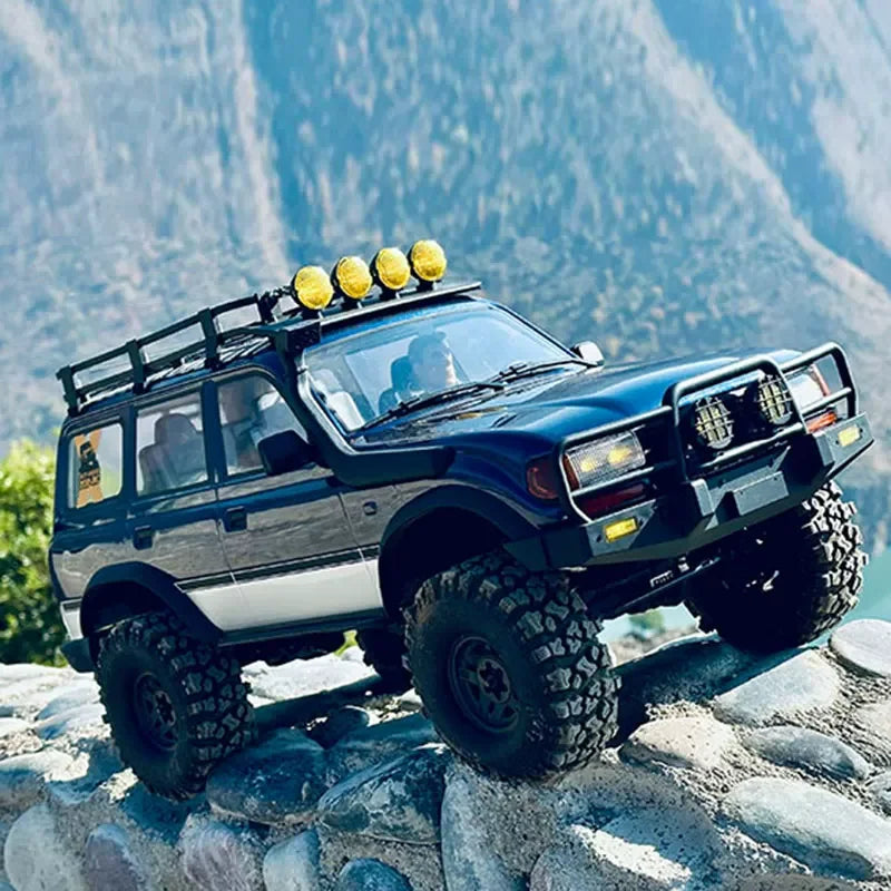 FMS 1/10 FCX10 FCX18 LC80 PRO Land Cruiser Brushless RC Crawler 4WD Brushless LC80 Simulation Crossing Climbing Car Model