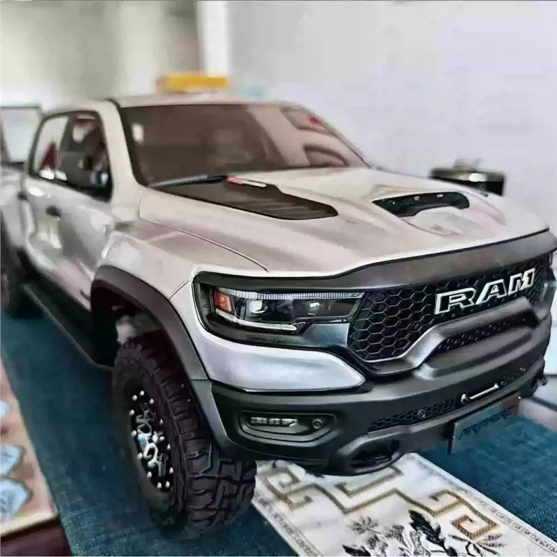 Traction Hobby Primalrc Ram 1500 Remote Control Rc Electric Off Road Pickup Truck 1 8 Scale Differential Simulation Model